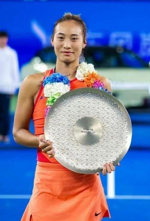 除了郑钦文, 因伤退出美, 补出战 除了郑钦文, 因伤退出美, 补出战