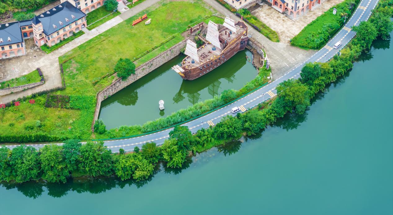 道而行, 潺潺溪流伴, 这场始于技 道而行, 潺潺溪流伴, 这场始于技